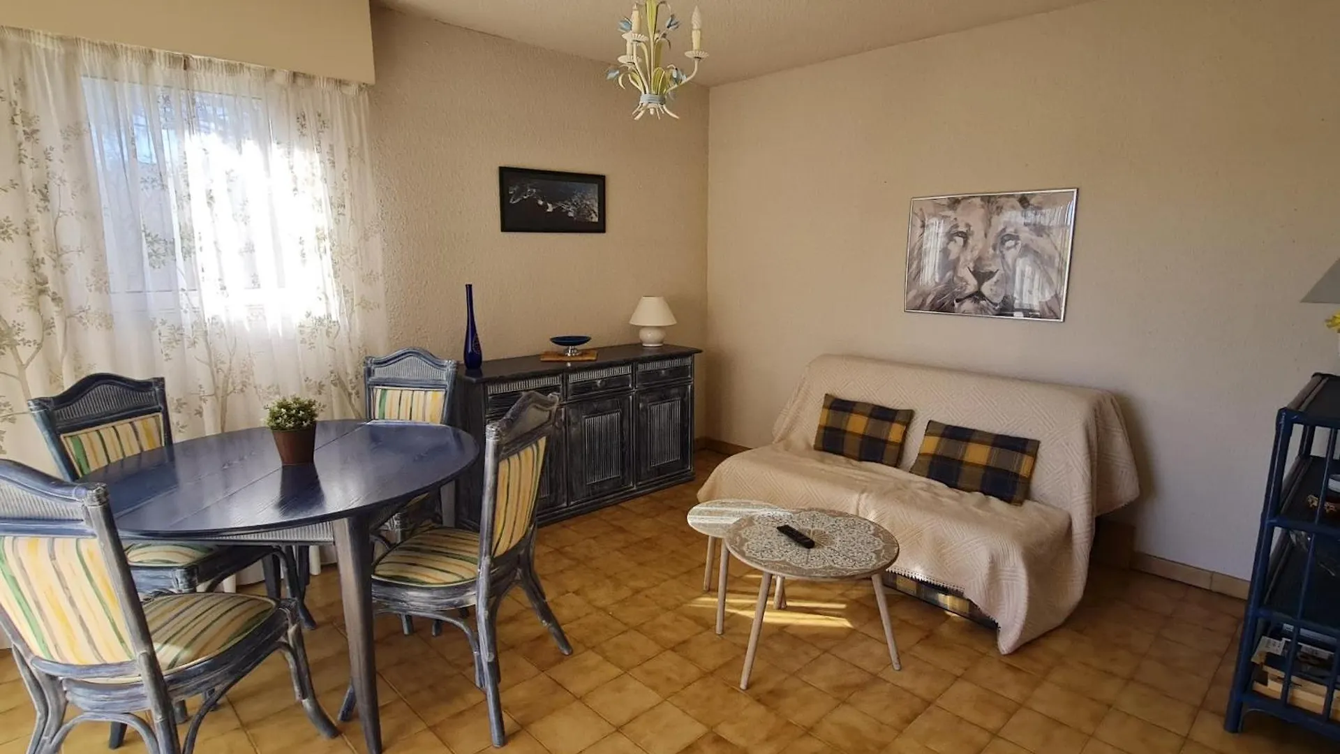 Appartement 2P Avec Parking, Proche Plage Et Commerces - Sainte-Maxime - Fr-1-780-46 Apartment