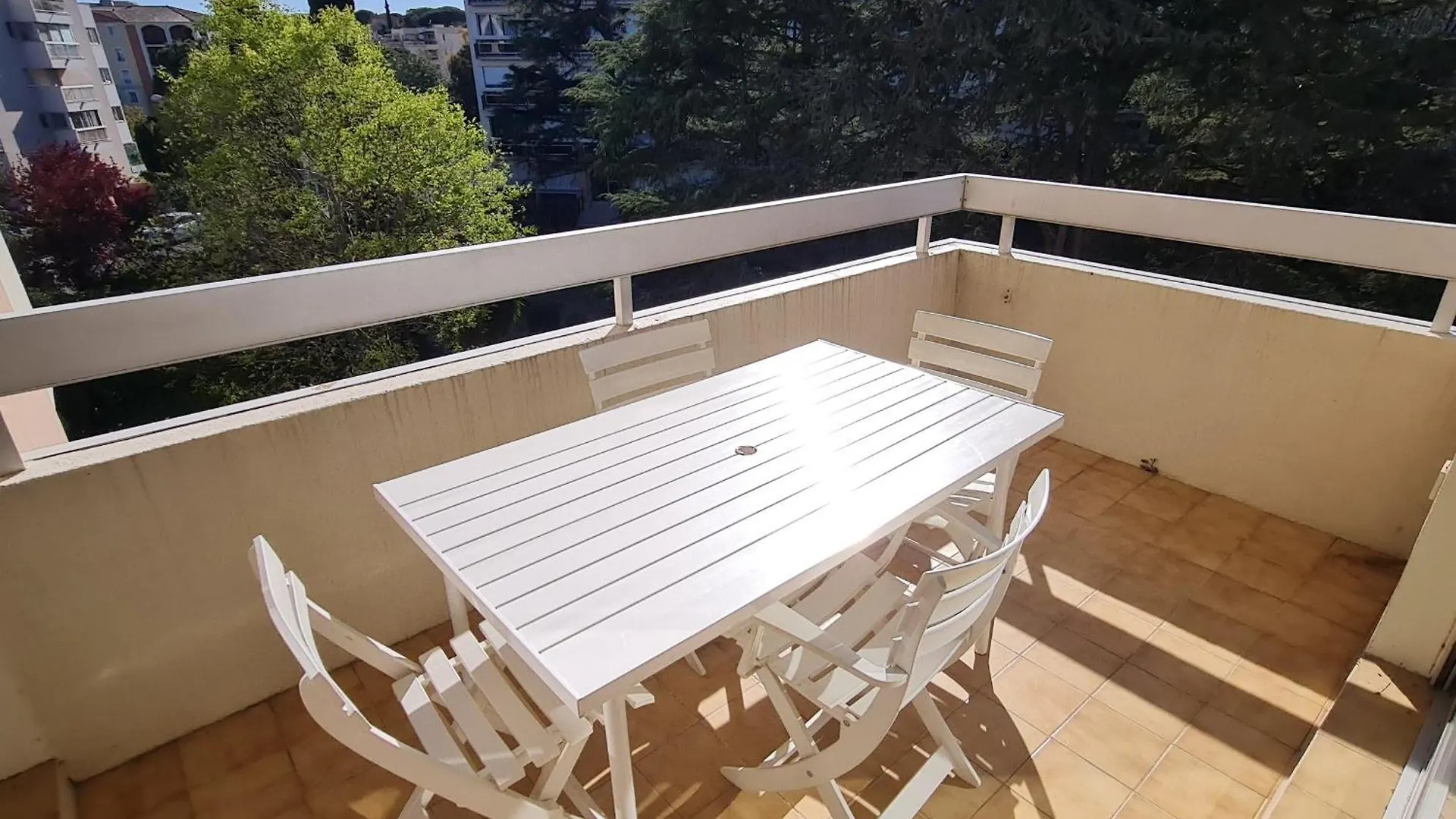 Appartement 2P Avec Parking, Proche Plage Et Commerces - Sainte-Maxime - Fr-1-780-46
